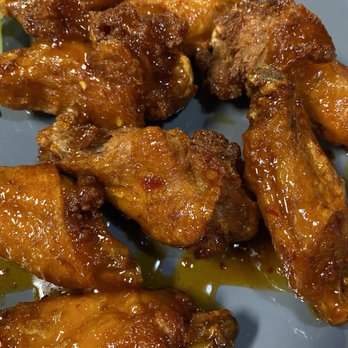 Mad Kat's Restaurant - Mango Habanero wings - American Near Me - Brewer, Maine