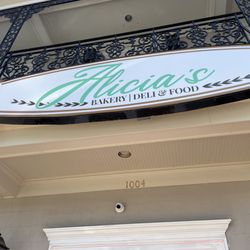 Alicia's Bakery Deli & Food