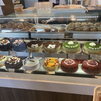 Sunmerry Bakery - Cake case - Bakeries Near Me - San Diego, California Sunmerry Bakery - Cake case - Bakeries Near Me - San Diego, California