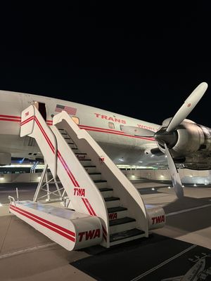 Connie Cocktail Lounge by null