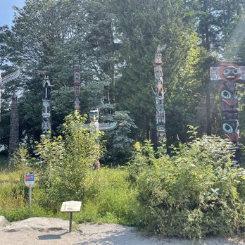 Stanley Park - Totem Pole - Parks Near Me - Vancouver, British Columbia Stanley Park - Totem Pole - Parks Near Me - Vancouver, British Columbia