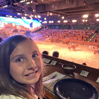 Dolly Parton's Stampede - Show - Performing Arts Near Me - Pigeon Forge, Tennessee