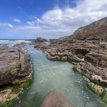 Caves Beach - Beaches Near Me