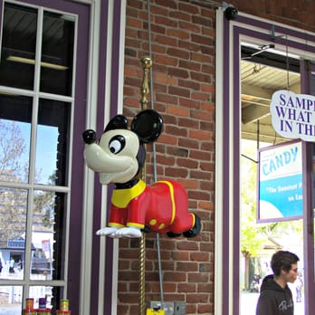 Candy Heaven - Candy Stores Near Me - Sacramento, California
