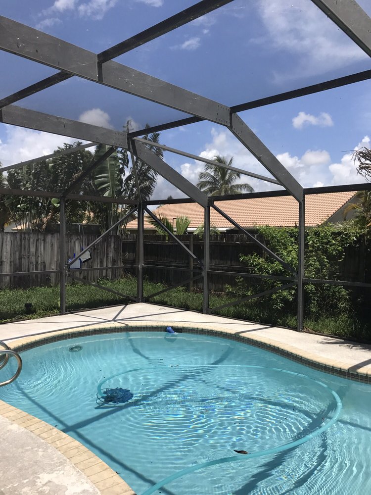 Slide of Screen in Miami