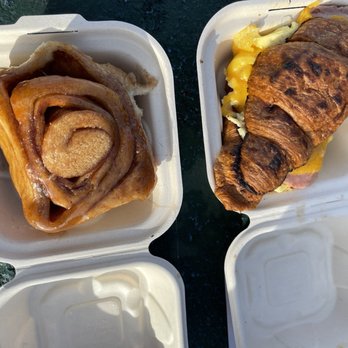 Cinnamon Roll Place - Spam Head Croissant Sandwich and Cinnamon Roll - Bakeries Near Me - Kihei, Hawaii Cinnamon Roll Place - Spam Head Croissant Sandwich and Cinnamon Roll - Bakeries Near Me - Kihei, Hawaii