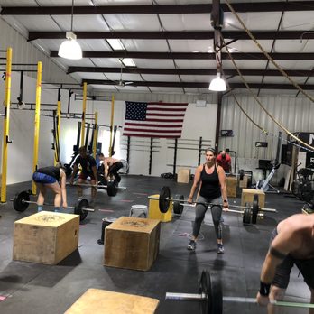 Drachen Crossfit - Interval Training Gyms Near Me - Williamsburg, Virginia