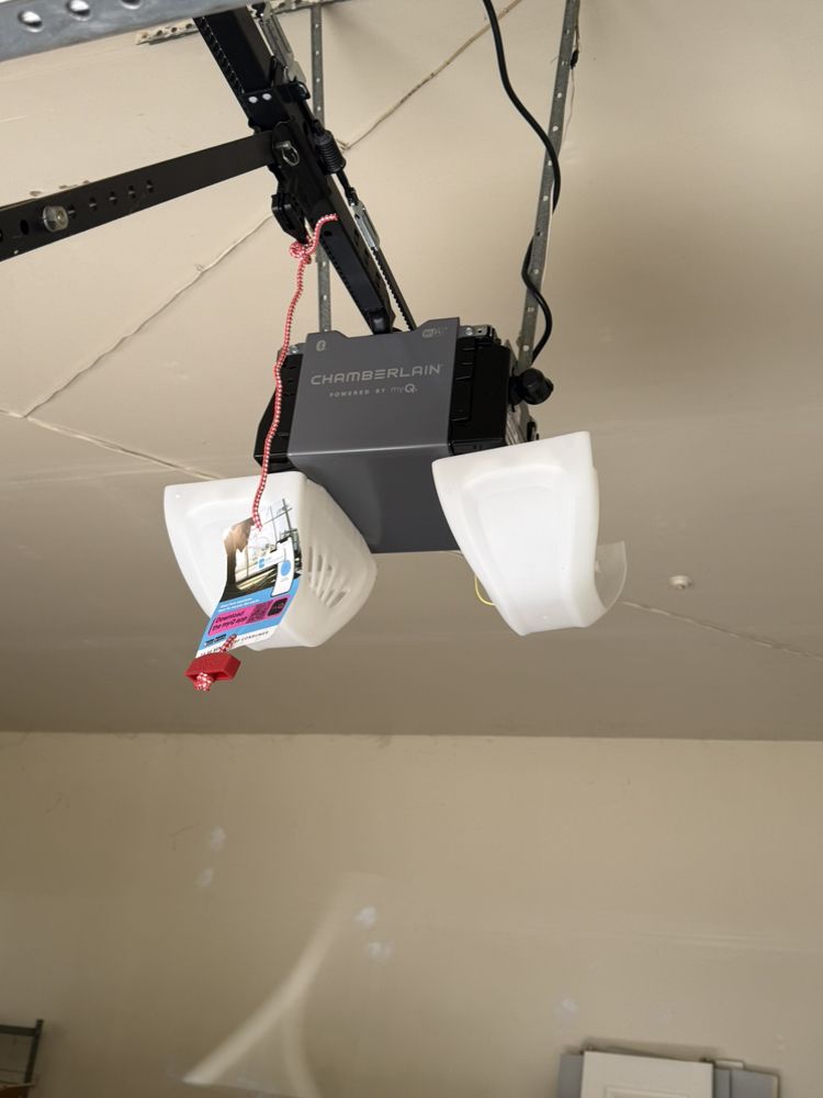 Adams Garage Doors - Garage Door Contractor in Woodbridge, VA