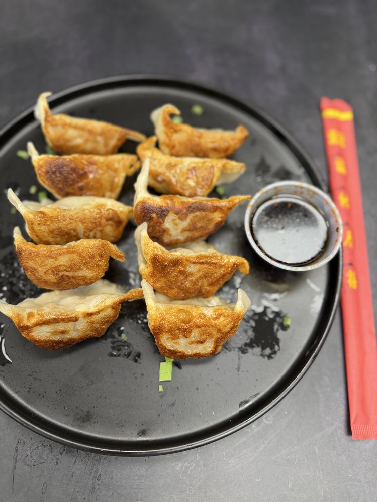 Food from Dumpling Station