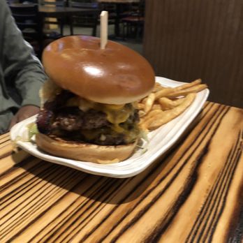 O'Neill's Grill - Double cheeseburger - American Near Me - Harrisonburg, Virginia O'Neill's Grill - Double cheeseburger - American Near Me - Harrisonburg, Virginia
