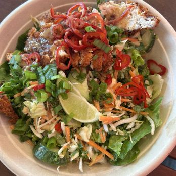 Gott's Roadside - Vietnamese Chicken Salad - New American Near Me - Palo Alto, California