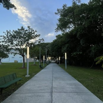 Miami Dade College Kendall Campus - Miami Dade campus - Colleges & Universities Near Me - Miami, Florida Miami Dade College Kendall Campus - Miami Dade campus - Colleges & Universities Near Me - Miami, Florida