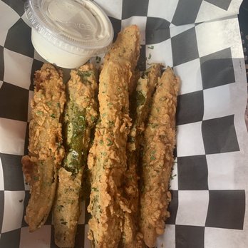 The Thirsty Chicken - My absolute FAVORITE!! THE FRIED PICKLES!! Must try this!! - Chicken Wings Near Me - Leander, Texas