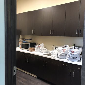 Pharmascript Ambulatory Infusion Center - Kitchen area - IV Hydration Near Me - Albuquerque, New Mexico Pharmascript Ambulatory Infusion Center - Kitchen area - IV Hydration Near Me - Albuquerque, New Mexico