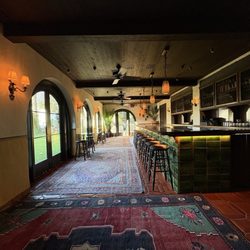Snug Bar - Lobby