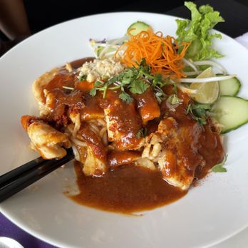 Thai Ginger Bistro - Esan Noodles - Thai Near Me - Appleton, Wisconsin