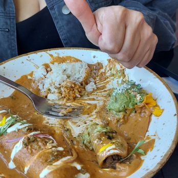 Viaje - Enchiladas pipian - Mexican Near Me - Long Beach, California