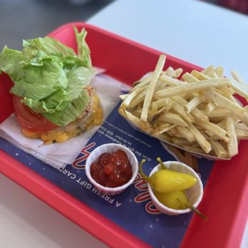 In-N-Out Burger - Fast Food Near Me - Gilbert, Arizona