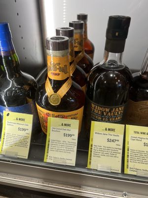 Total Wine & More by null