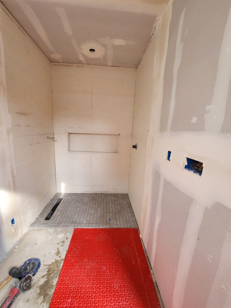 Slide of Rolando Chitiquez