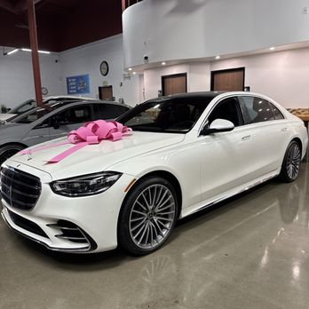 Abramovich Motors - Auto Loan Providers Near Me - Murrieta, California