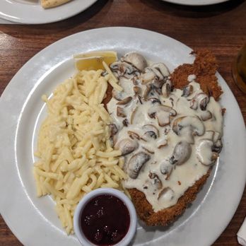 Das Bierhauz - Mountain View - Jaeger schnitzel plate veal - Beer Gardens Near Me - Mountain View, California Das Bierhauz - Mountain View - Jaeger schnitzel plate veal - Beer Gardens Near Me - Mountain View, California