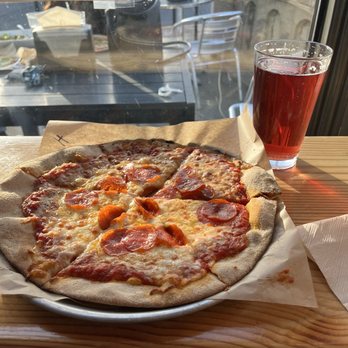 Porch Light Pizza - Pizza Near Me - Pullman, Washington