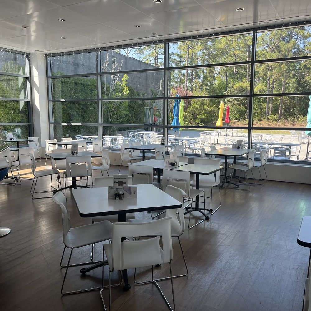 Cameron Art Museum - Cafe and garden - Art Museums Near Me - Wilmington, North Carolina Cameron Art Museum - Cafe and garden - Art Museums Near Me - Wilmington, North Carolina