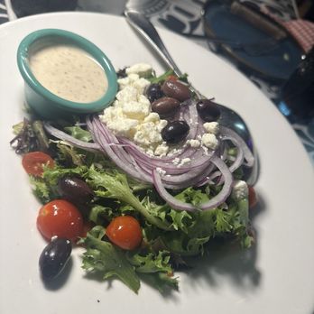 Pizza Lovers Bistro - Greek Salad - Pizza Near Me - Weston, Florida Pizza Lovers Bistro - Greek Salad - Pizza Near Me - Weston, Florida