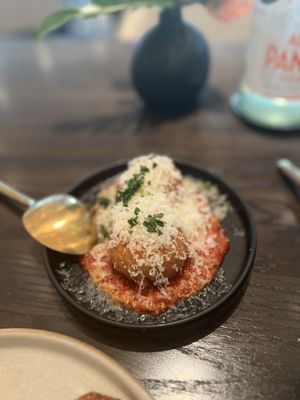Gordon Ramsay Hell's Kitchen - Miami by null