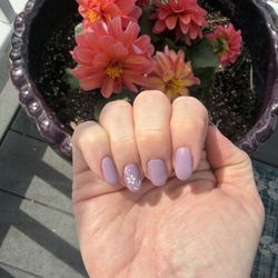 Q Nails - Gel manicure