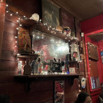 Adolfo's - Interior - Seafood Near Me - New Orleans, Louisiana Adolfo's - Interior - Seafood Near Me - New Orleans, Louisiana