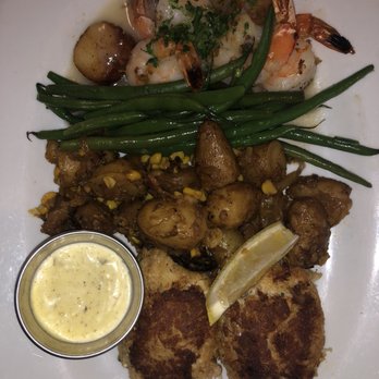 3rd & Ferry Fish Market - Seafood Combination delicious! - Seafood Near Me - Easton, Pennsylvania