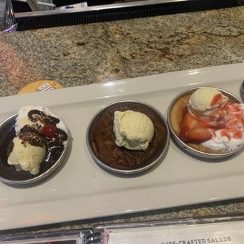 BJ's Restaurant & Brewhouse - Pizookie Trio - New American Near Me - Miami, Florida
