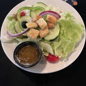 Sam & Joe's Restaurant - Fresh Salad! - Pizza Near Me - Danvers, Massachusetts