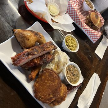 Squealer's - Barbeque Near Me - Meridian, Mississippi