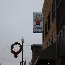 Einstein's Vintage Clothing, Costume, and Formal Wear Sales