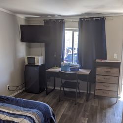 Belle-Aire Motel