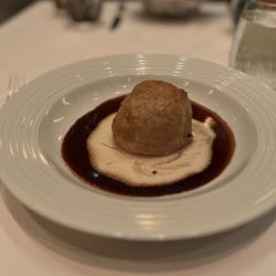 Tellers An American Chophouse - Filet Mignon Wellington*