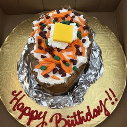 Sweetheart Treats - Custom Cakes