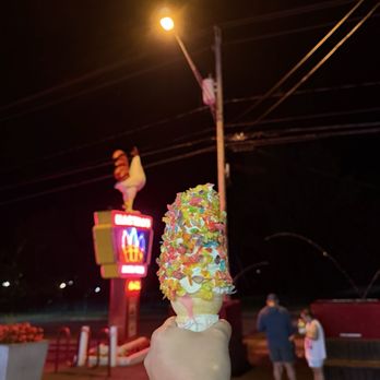 Martha's Dandee Creme - Ice Cream & Frozen Yogurt Near Me - Queensbury, New York