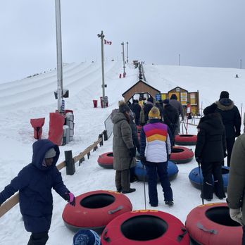 The Roc - Snow tubing line up the carpet - Recreation Centers Near Me - Keswick, Ontario The Roc - Snow tubing line up the carpet - Recreation Centers Near Me - Keswick, Ontario