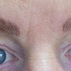 IE Microblading & Permanent Makeup Academy - Nano-blading. Picture taken minutes after touch up.
