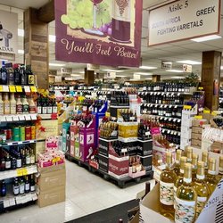 Liquor Outlet Wine Cellars - Large liquor store