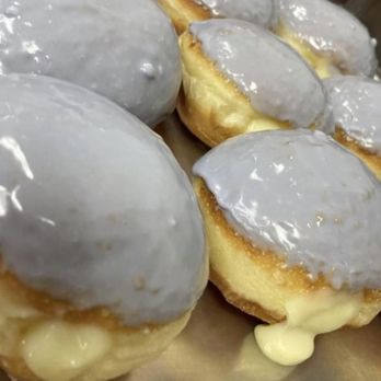 Cambera Farm Bakery - Lemon Lavender Donuts - Bakeries Near Me - Windham, Connecticut Cambera Farm Bakery - Lemon Lavender Donuts - Bakeries Near Me - Windham, Connecticut