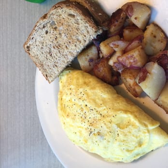 Chach Restaurant - Linguica and cheddar omelette, whole wheat toast, and home fries. - Diners Near Me - Provincetown, Massachusetts
