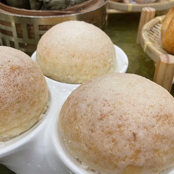Emperor Seafood Restaurant 帝皇御宴 - Dim Sum Near Me - Flushing, New York Emperor Seafood Restaurant 帝皇御宴 - Dim Sum Near Me - Flushing, New York