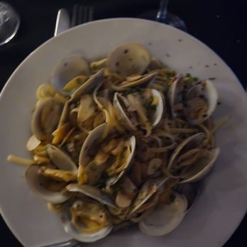 La Piazza Cafe - Alle Vongole - Italian Near Me - Palm Coast, Florida La Piazza Cafe - Alle Vongole - Italian Near Me - Palm Coast, Florida
