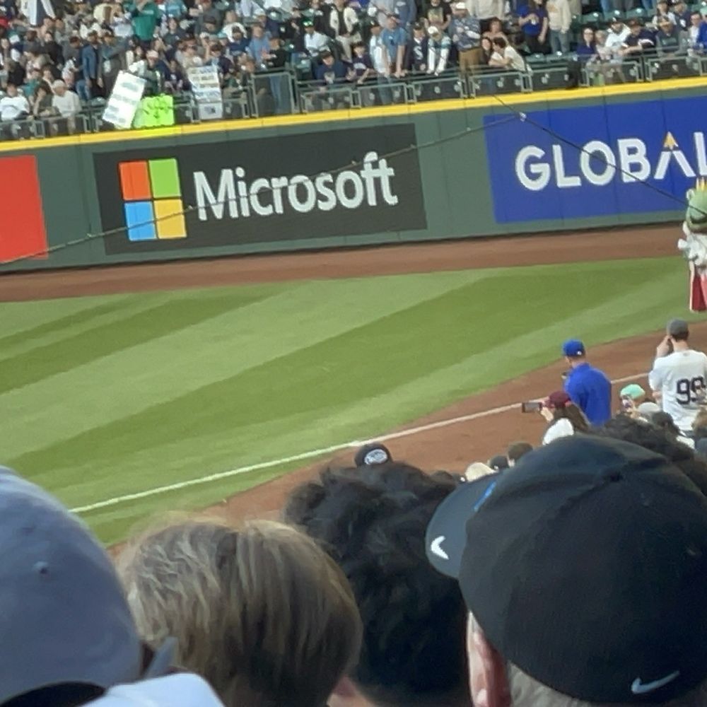 T-Mobile Park - Salmon Race - Stadiums & Arenas Near Me - Seattle, Washington T-Mobile Park - Salmon Race - Stadiums & Arenas Near Me - Seattle, Washington