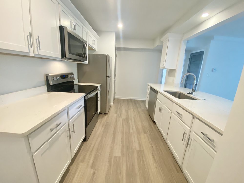 STEWART LANGLEY PROPERTIES Updated September 2024 27 Photos & 14